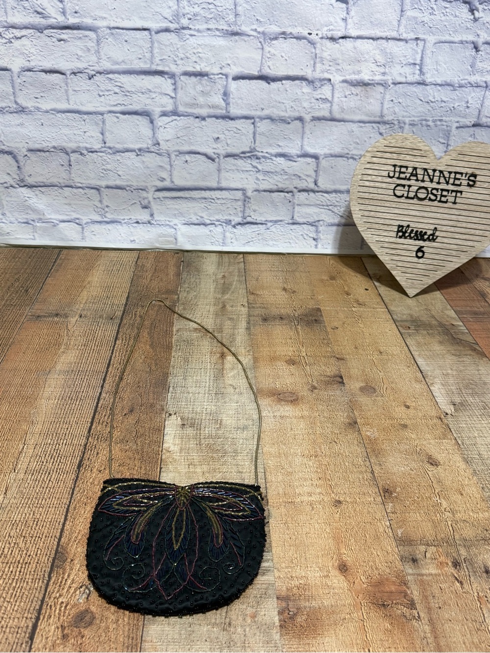 Vanessa beaded evening bag - Picture 13 of 13
